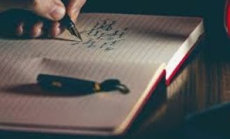 用 AI 写长篇小说在番茄小说赚稿费的完整教程